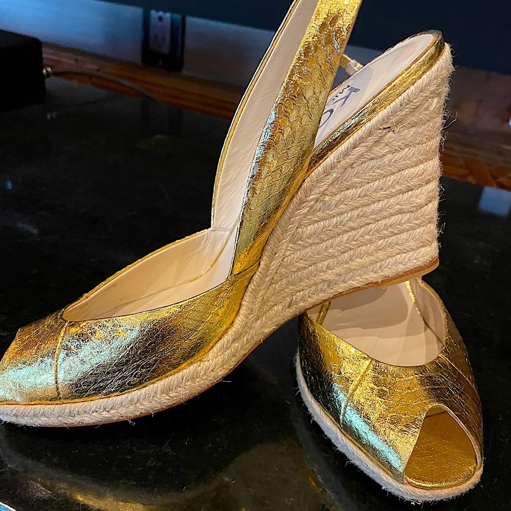 Michael Kors Gold leather wedges size 71/2